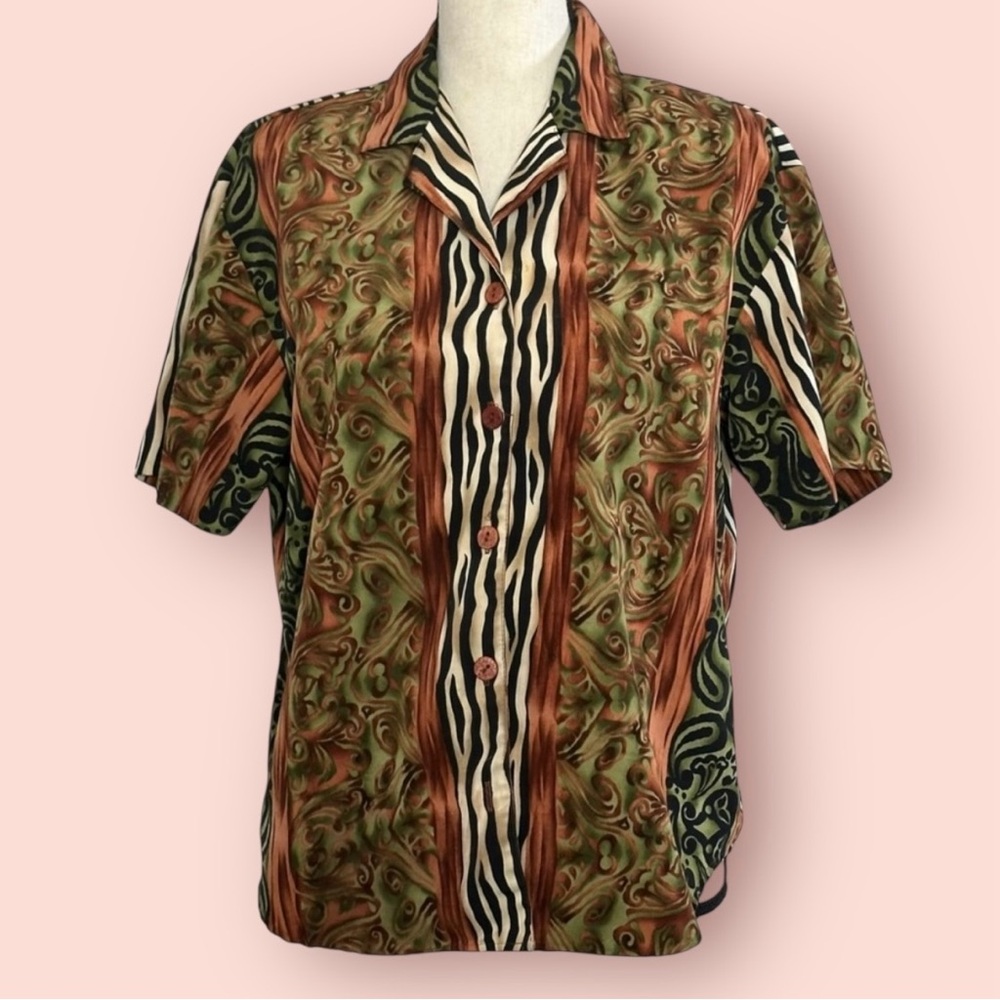 3/$10 Teddi Blouse LP Jungle Print Button Down Vintage